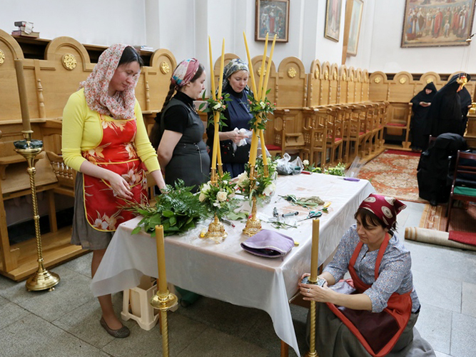 28-Малая вечерня с акафистом прп. Евфросинии.JPG